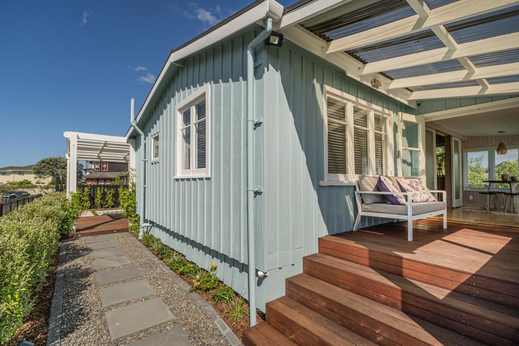 Blue Belle Cottage Whitianga Exterior photo