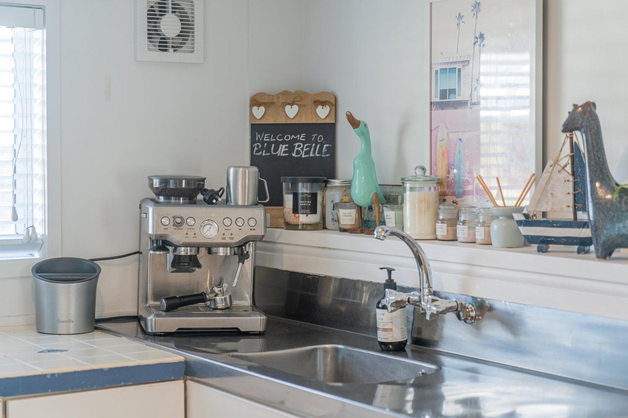Blue Belle Cottage Whitianga Exterior photo